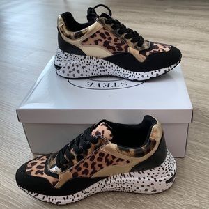 Steve Madden Cliff Animal Cheetah Print shoes NWT